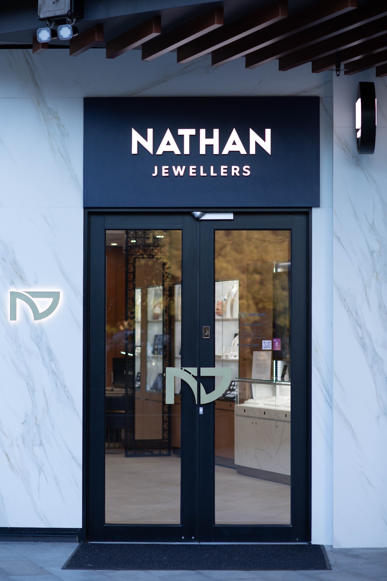 Nathan Jewellers entrance